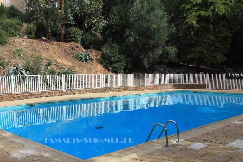 Le Dyonisos Et Piscine Apartamento La Seyne-sur-Mer Exterior foto