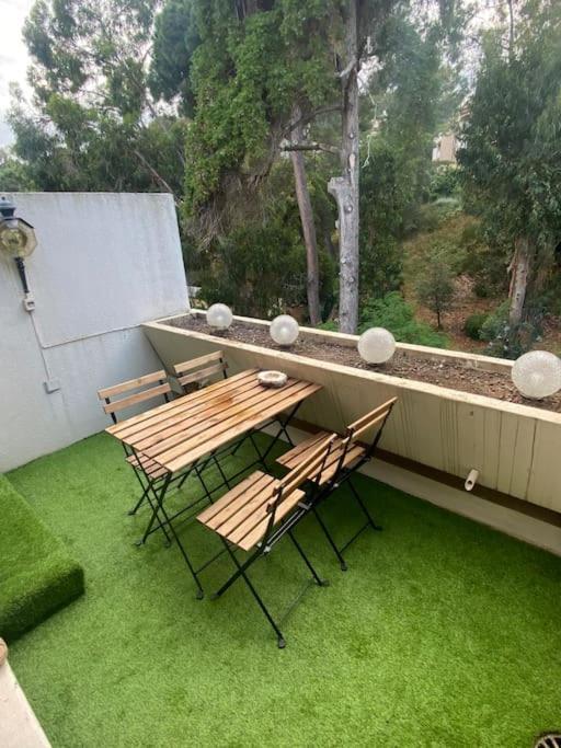 Le Dyonisos Et Piscine Apartamento La Seyne-sur-Mer Exterior foto