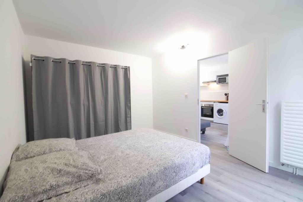 Le Dyonisos Et Piscine Apartamento La Seyne-sur-Mer Exterior foto